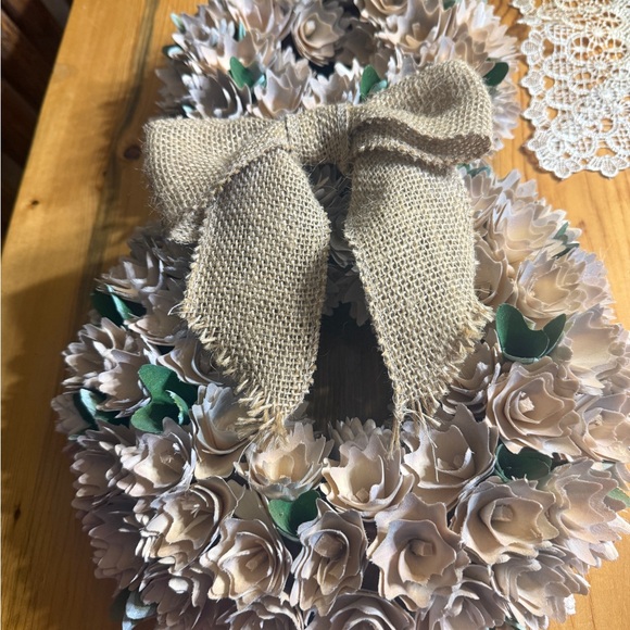 Cream and Green Faux Floral Accents with Modern Design - Picture 3 of 6